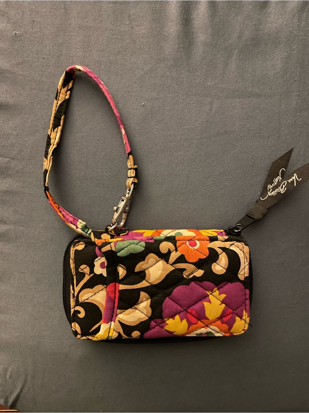 Vera Bradley like new wristlet
